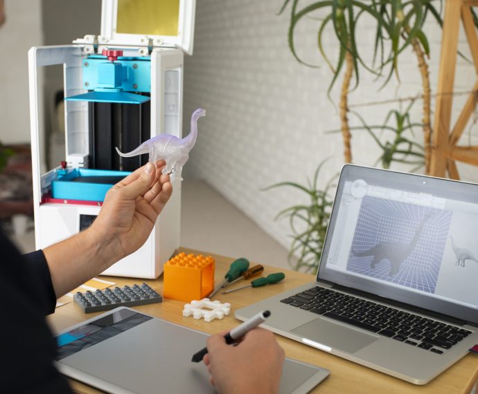 le style de vie du concepteur utilisant une imprimante 3d